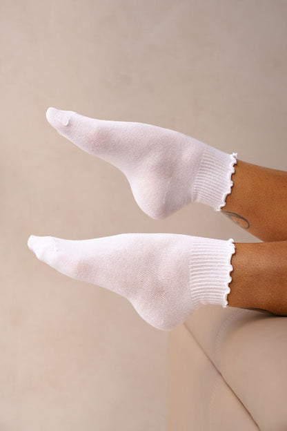 Jordyn Ruffle Socks - White