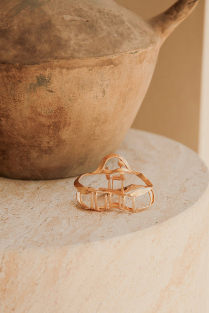 Solana Claw Clip - Gold